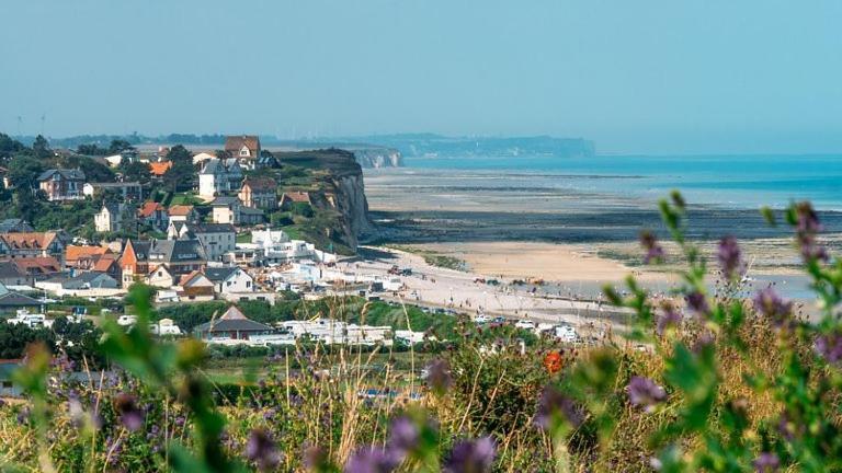 Gite De La Roseraie Quiberville Exterior photo